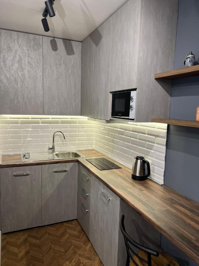 Florent'S Superb Studio, Free Parking & Garden!! تيرانا المظهر الخارجي الصورة
